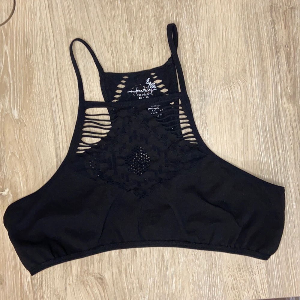 FREE PEOPLE BRALETTE ✨